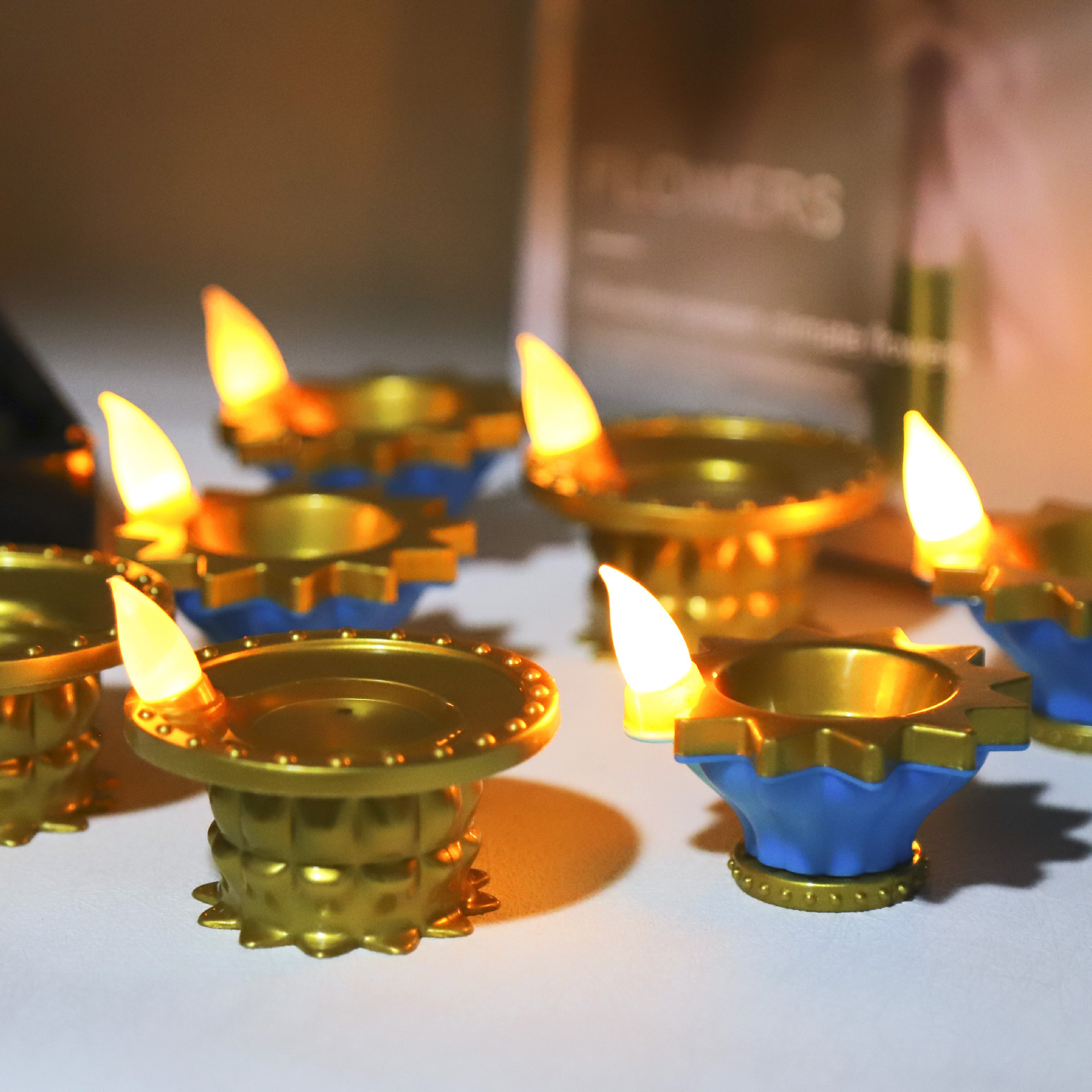 2023 Wholesale New Led Candle Light Indian Oil Lamp Floating Candle Diya Diwali Creative Water Decoration