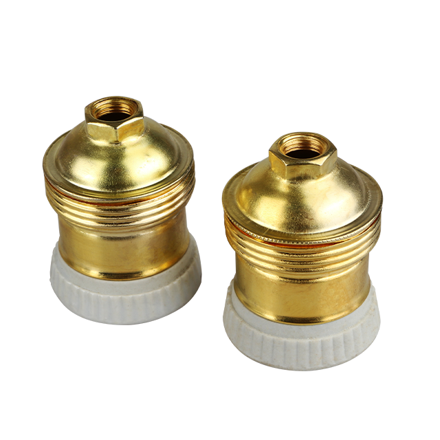 Retro antique brass E27 high quality metal shell ceramic base lamp holder golden metal copper lamp holder