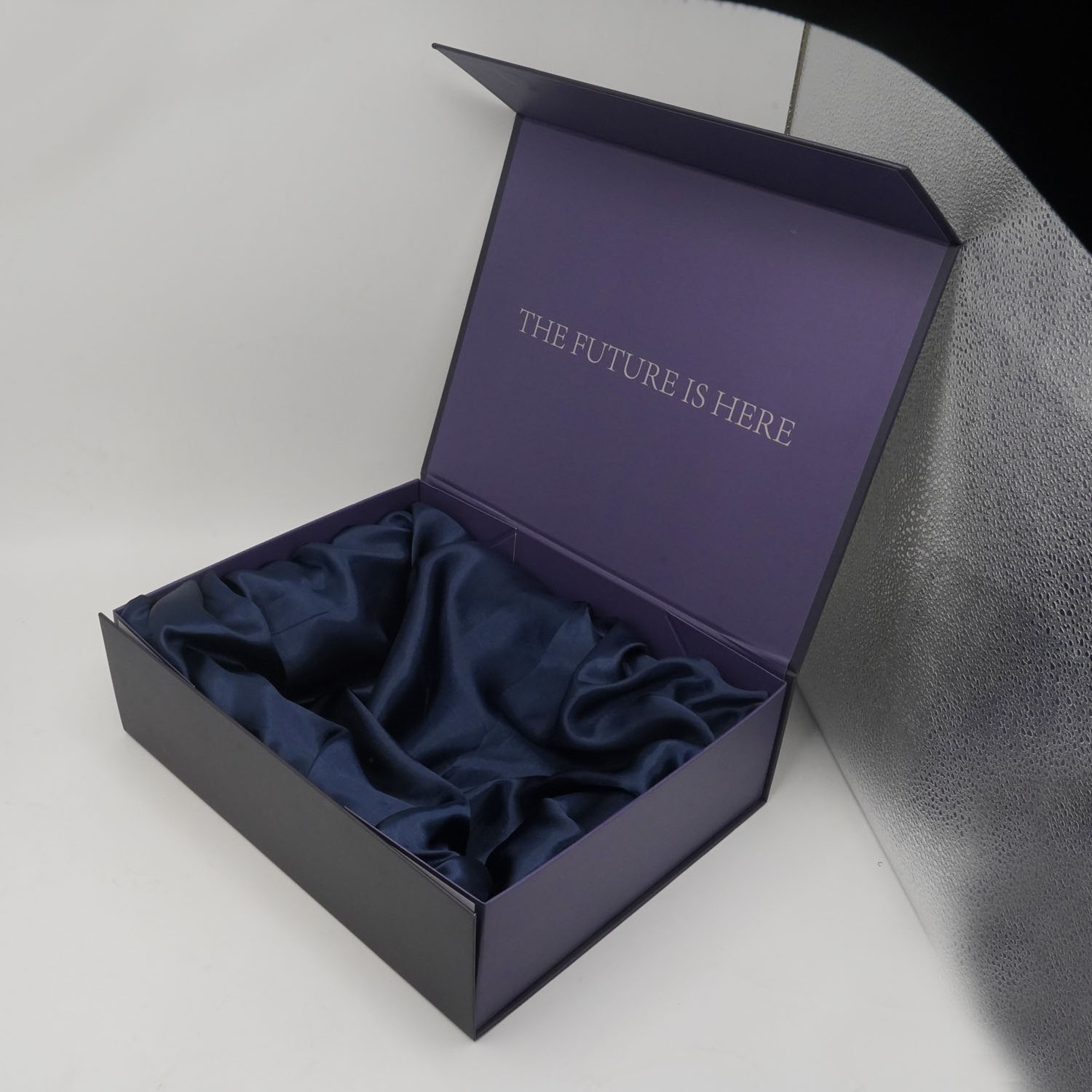 Luxury Gift Cardboard Custom Logo Magnetic Box Hair Extension Wig Box Packaging With Satin Silk Insert And Ribbon