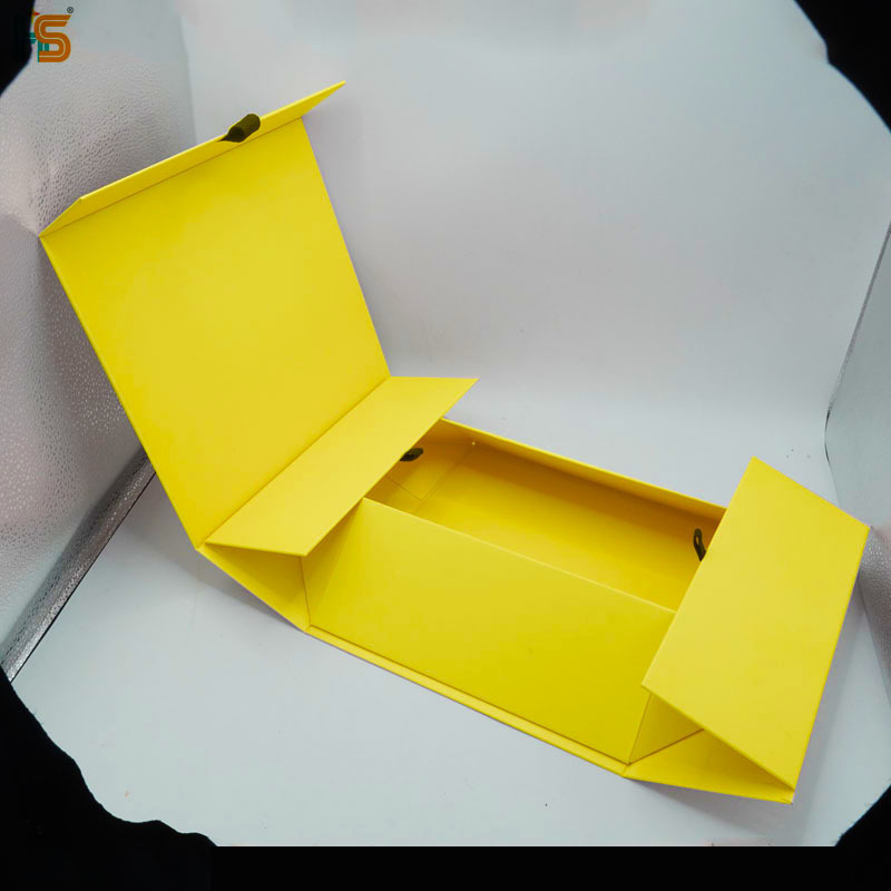 Luxury Jacket Packaging Box Custom Large Size Yellow Cardboard Collapsible Magnetic Gift Box