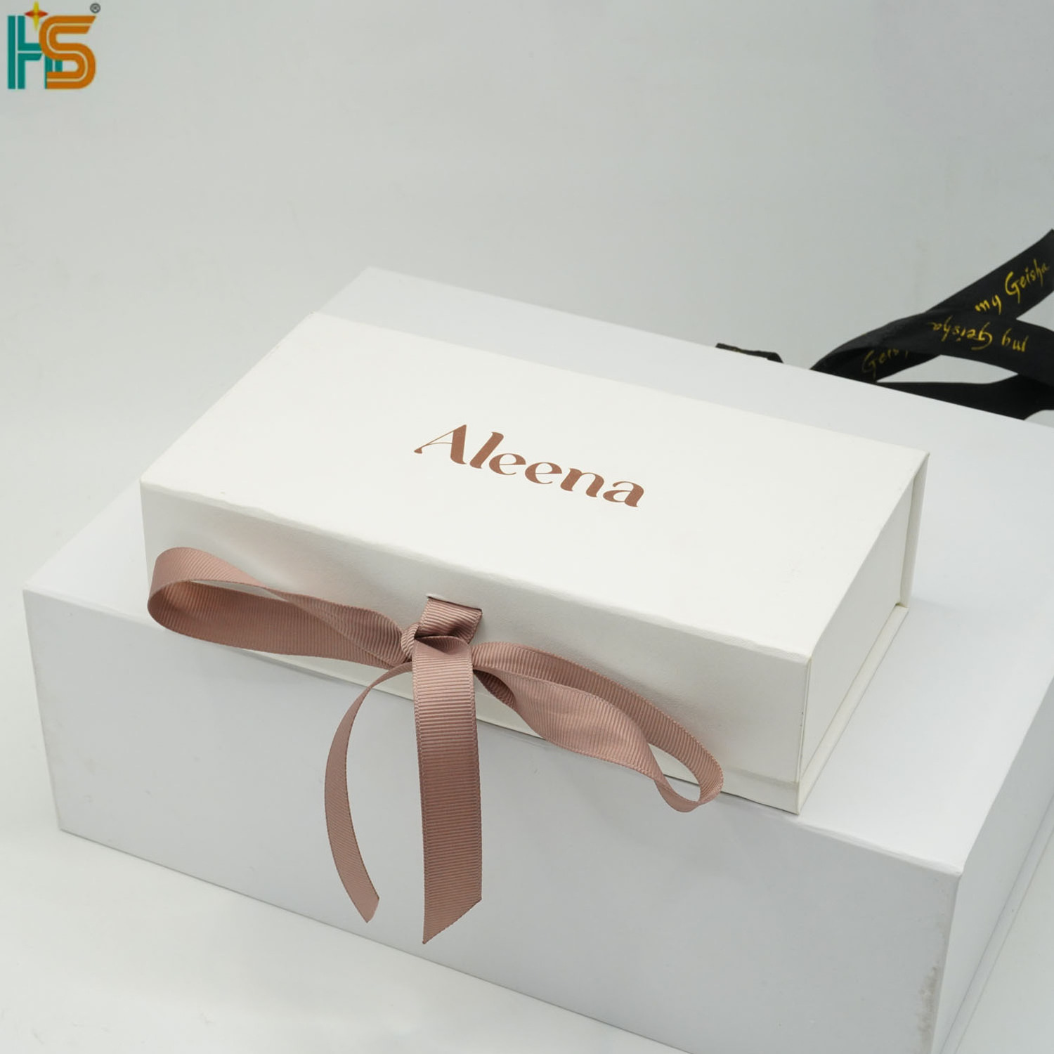 custom rectangular magnetic closure hard box packaging rigid pink cardboard gift paper boxes