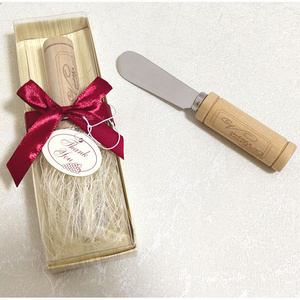 Ywbeyond Wedding favors gifts in Yiwu Futian Market Shops Stainless Steel Wooden Butter Knife "Vintage Reserve" Butter Spreader