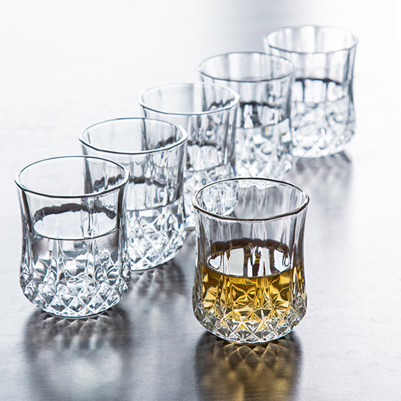 Free Sample Elegant Crystal Diamond Shape Round Whiskey Tasting Glasses Cup With Cigar Holder For Bourbon Whiskey