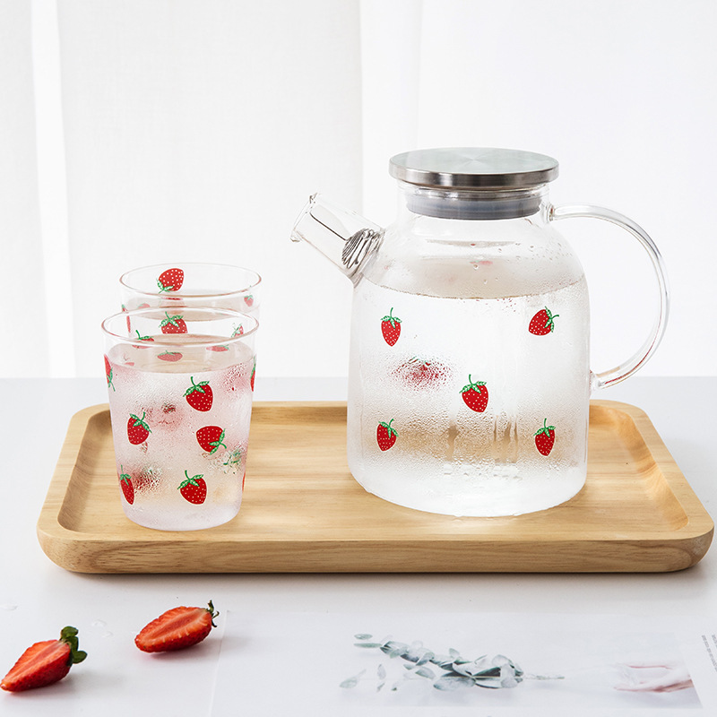 Cute Strawberry Cartoon Glass Tableware Cold Kettle Transparent Juice Cold Drink Teapot with Filter and Lid for Party Home Use