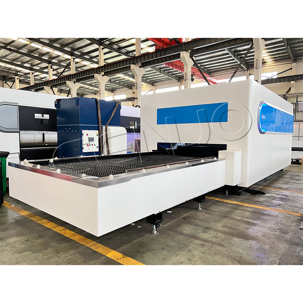 3000*1500mm CNC Carbon Steel 1500 Watt Fiber Laser Cutting Machine Aluminium Laser Cutter With Closed Design