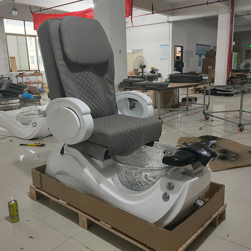 Great Foshan Factory Luxury Grey Foot Spa Pedicure Chair With Light