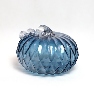 Wholesale Halloween Clear Glass Blue Artificial Big Pumpkin Decoration Battery Operated Lighted Up Shiny Lantern Garden Decor