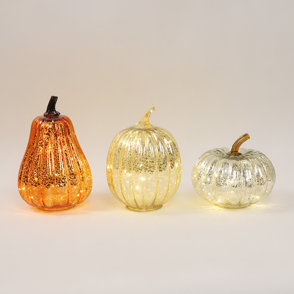 2024 Custom Golden Mercury Painted Glass Lighted Pumpkin For Halloween Outdoor Decoration Hand Blown Glass Big Pumpkin Lantern