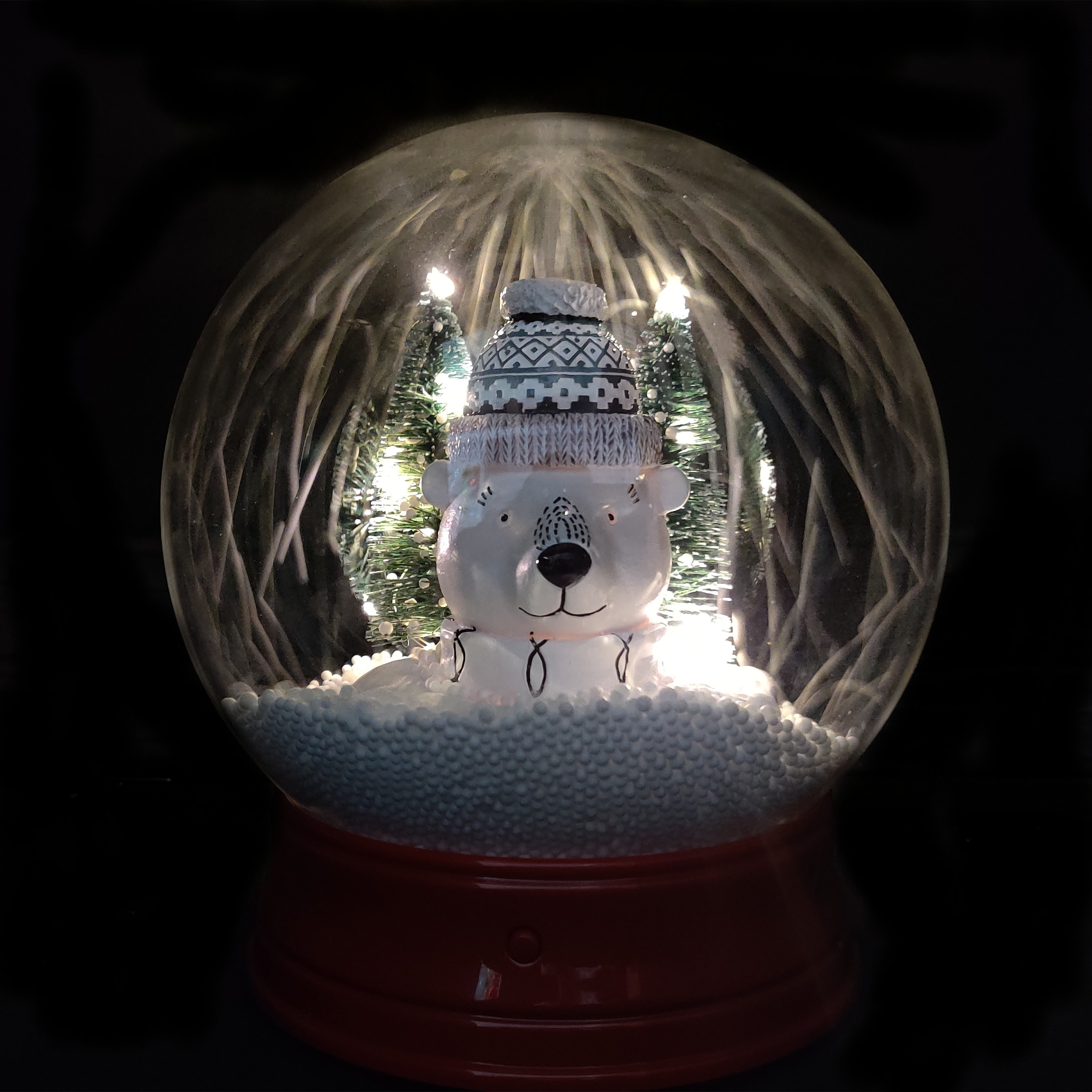 Christmas home indoor decoration ornaments musical resin polar bear glass snow ball globe with led light