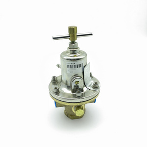 CNG LNG natural gas booster regulator for HOWO truck 13060096 pressure stabilizing valve for gas tank