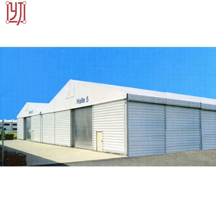 Large industrial tent with steel sheet sandwich panels