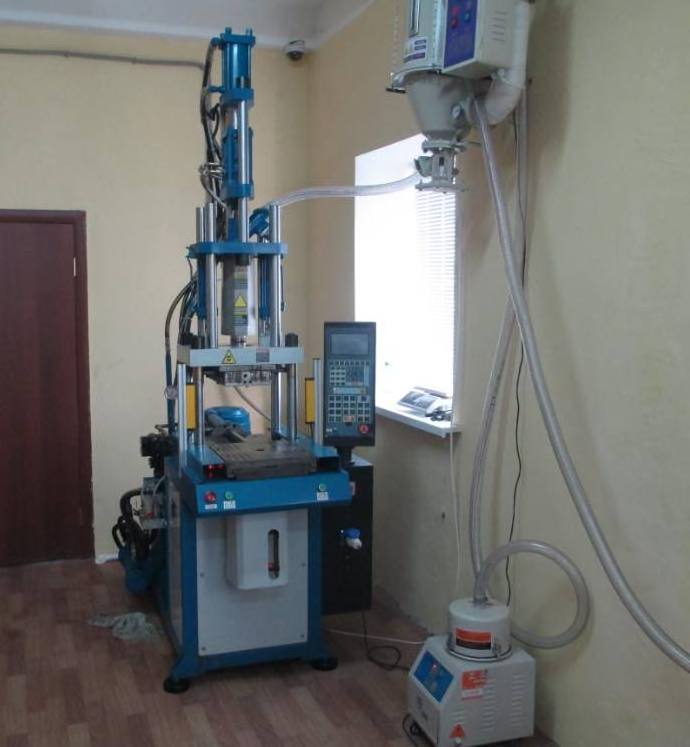 Vertical Manual plastic injection molding machine