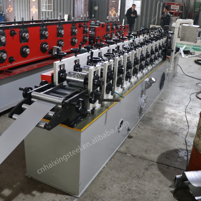 Metal stud and track roll forming making drywall manufacturing machine