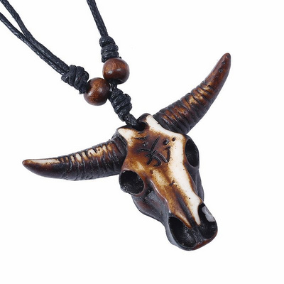 Bull Necklace Cow Pagan Skull Pendant Cool OX Goat Head Choker Retro Jewelry Ethnic Style Imitation Yak Bone Necklace Amulet