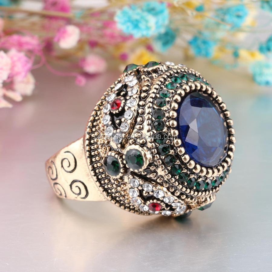 Fashion Gold Antique Ring For Women Bohemian Blue Resin Inlay Crystal Punk Charm King Ring Vintage Jewelry