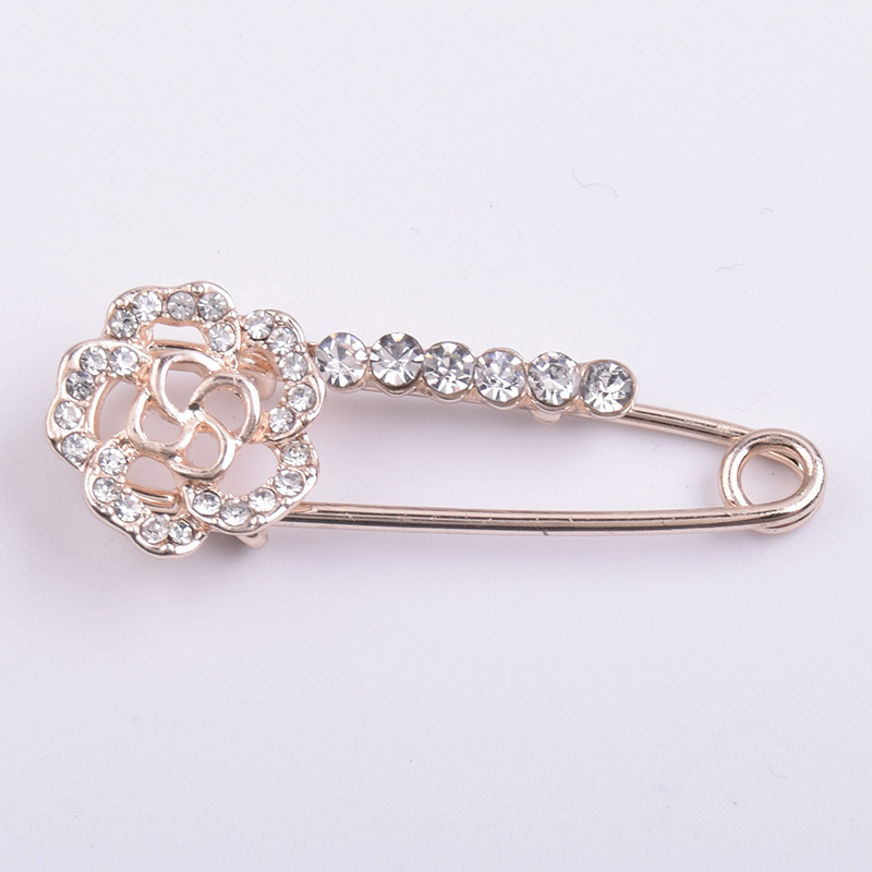 Rose Flower Brooch Fashion Rhinestones Safety Pin and Brooches for Women