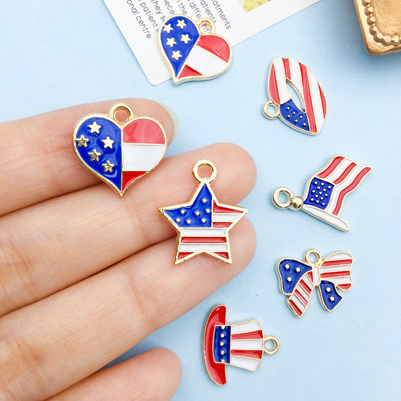 American Flag Alloy Charm Pendant Patriotic Enamel Charm Ornament Star Heart Shaped Charm Gold Plated Dainty Pendant