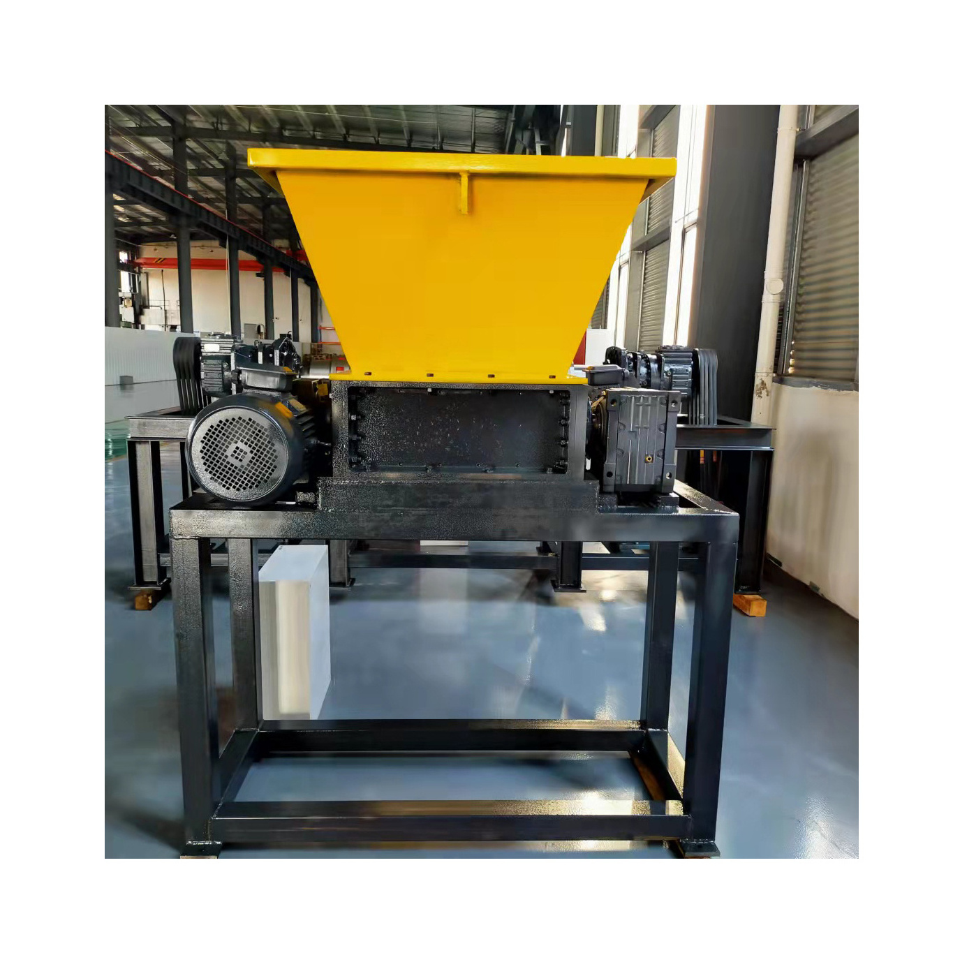 High quality machine Dead Animal Cow Pig Big Bone Crushing Breaking Machine Crusher Breaker Double Shaft Shredder Machine