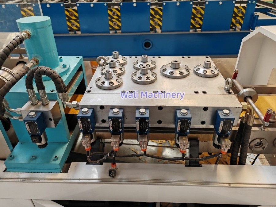 LGS c channel machine light gauge steel frame roll forming machine with VERTEX BD design software