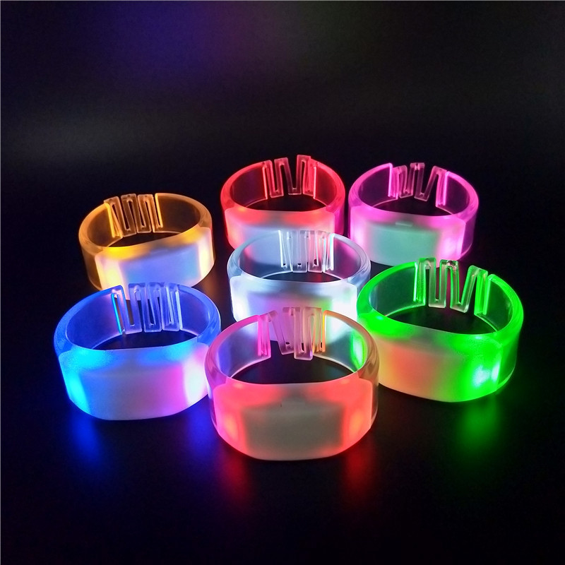 2023 New arrival TPU remote controlled led light up glow writstbands custom logo light up led bracelet for concert event