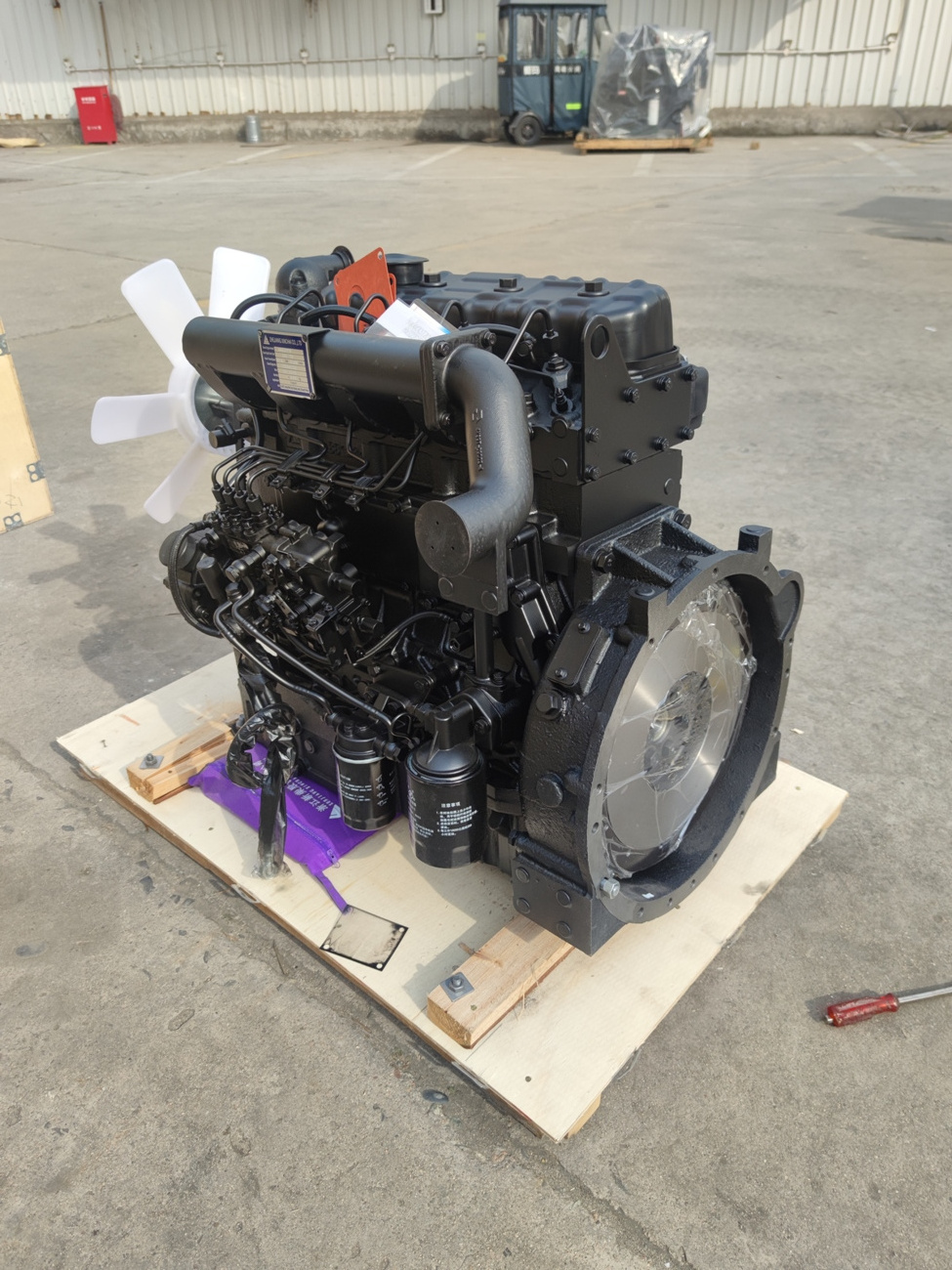 Zhejiang Xinchai A4K43T70 Model 4108T70 51.5KW 2400rpm diesel engine is suitable for 40 50 60 and 70 hp wheeled tractors.