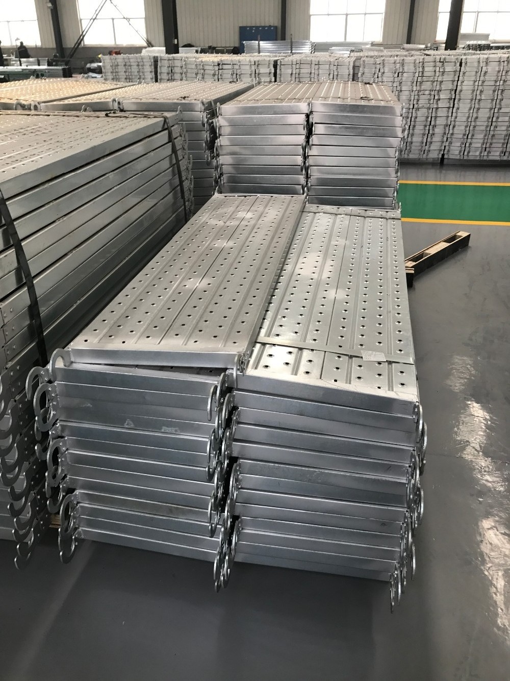 High quality Hot dipped galvanized steel grating welding plank /Catwalk with Hook