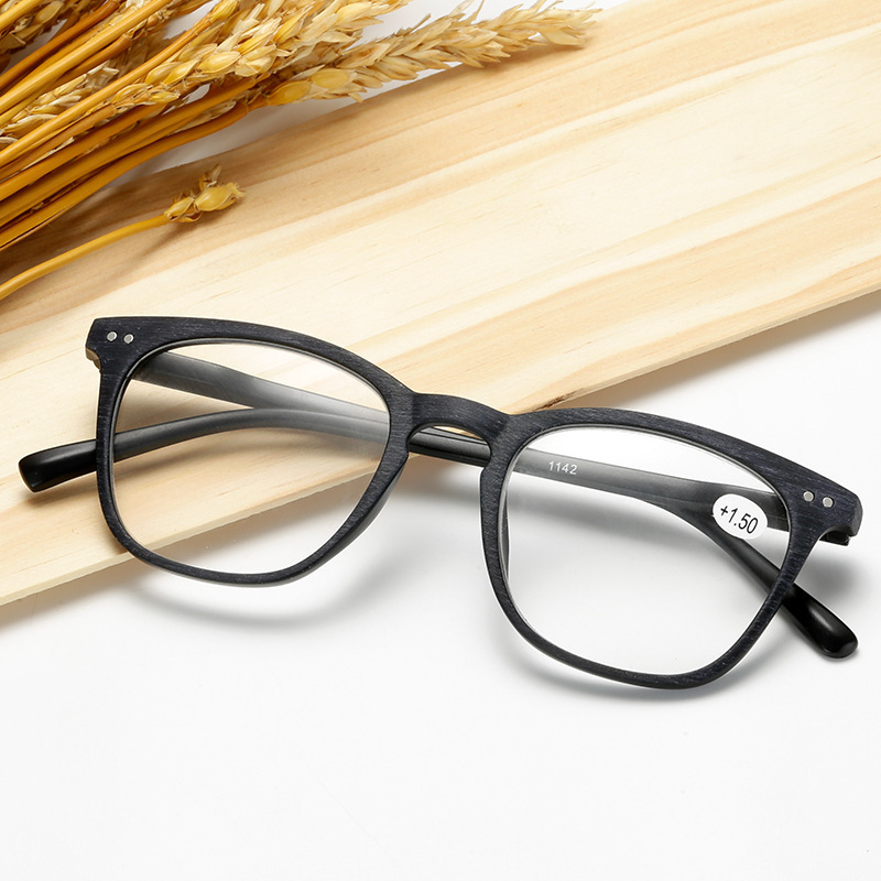 Higo New Big front wood grain PC reading glasses with spring hinge temple for wholesale