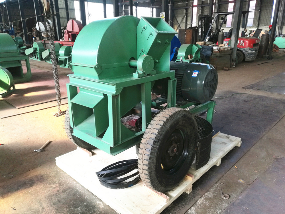 Movable integrated branch crusher Diesel wood crusher machine hammer mill crusher price wood chipper grinder