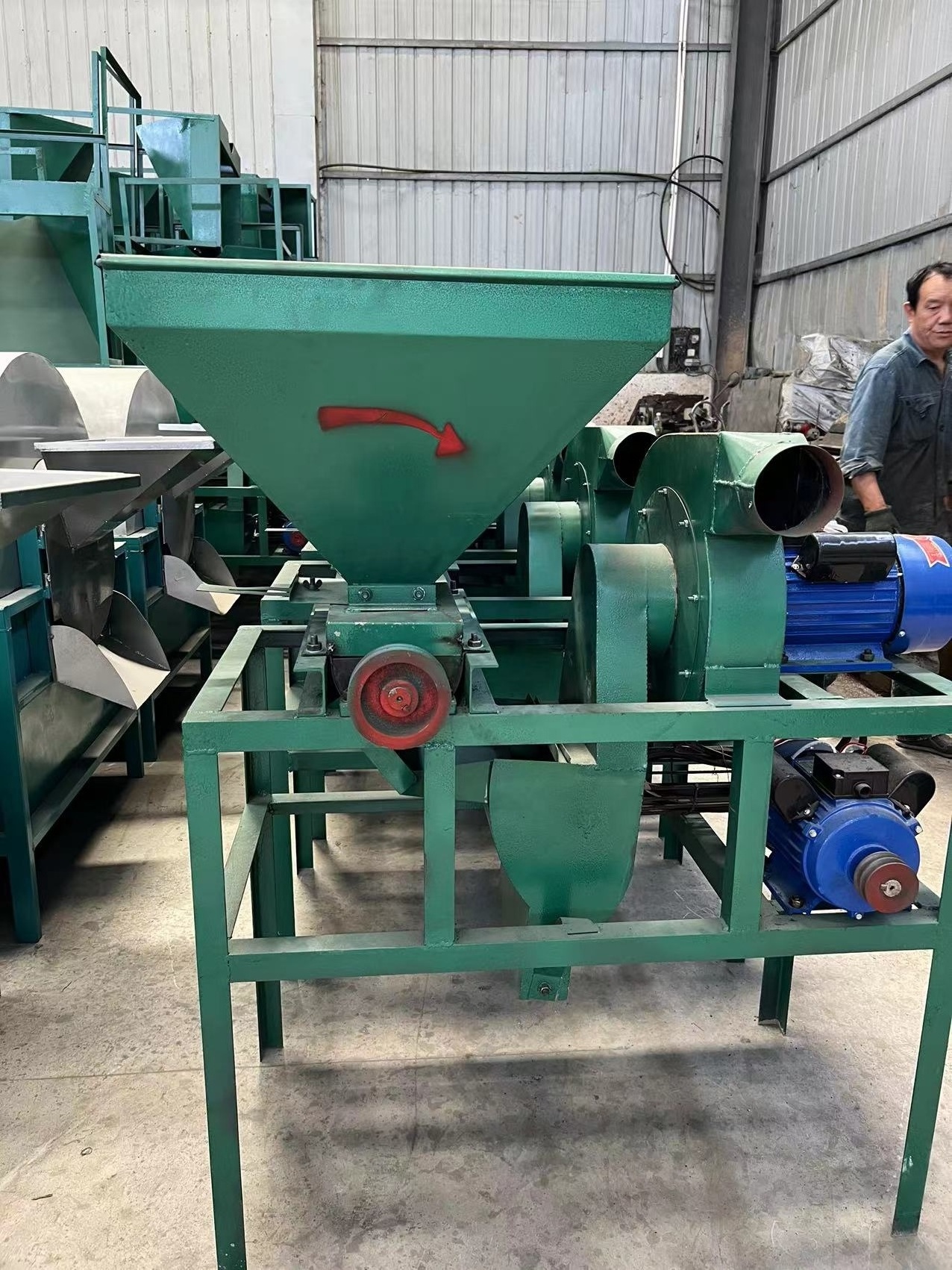 Factory Price Groundnut Peanut Sheller Thresher Machine Small Household Electric Camellia Fruit Shelling and Peeling Machine