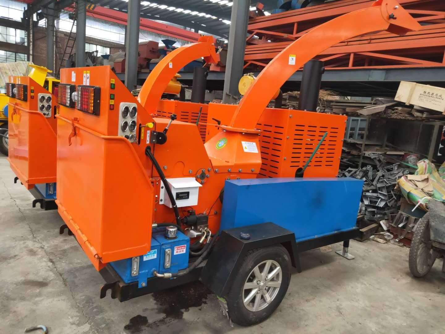 NEW!!2024 Upgrade new design Easy to operate Mobile Diesel engine Tree branch  Wood chipper Shredder hot selling high quality