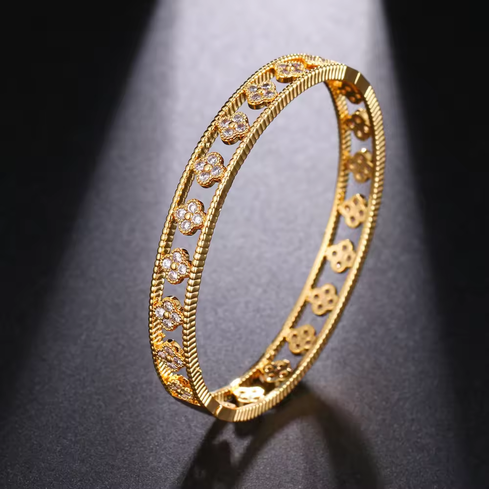 Classic clover Desig Fashion Oval 18k Gold Plated Zircon Cuff Bangles For Women Jewelry for bangle