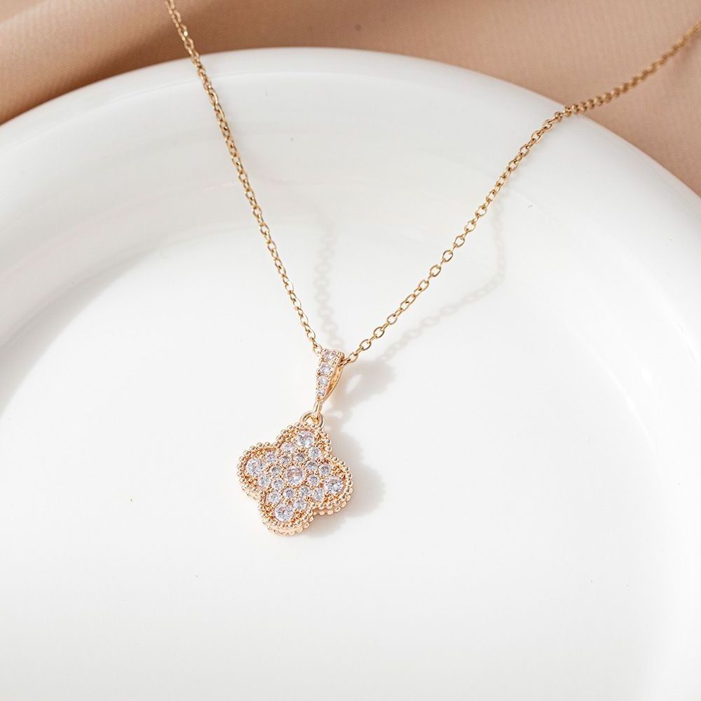 Fashion Jewelry zircon Four Leaf Clover Necklace Clover Pendant Necklace Stainless Steel Necklace