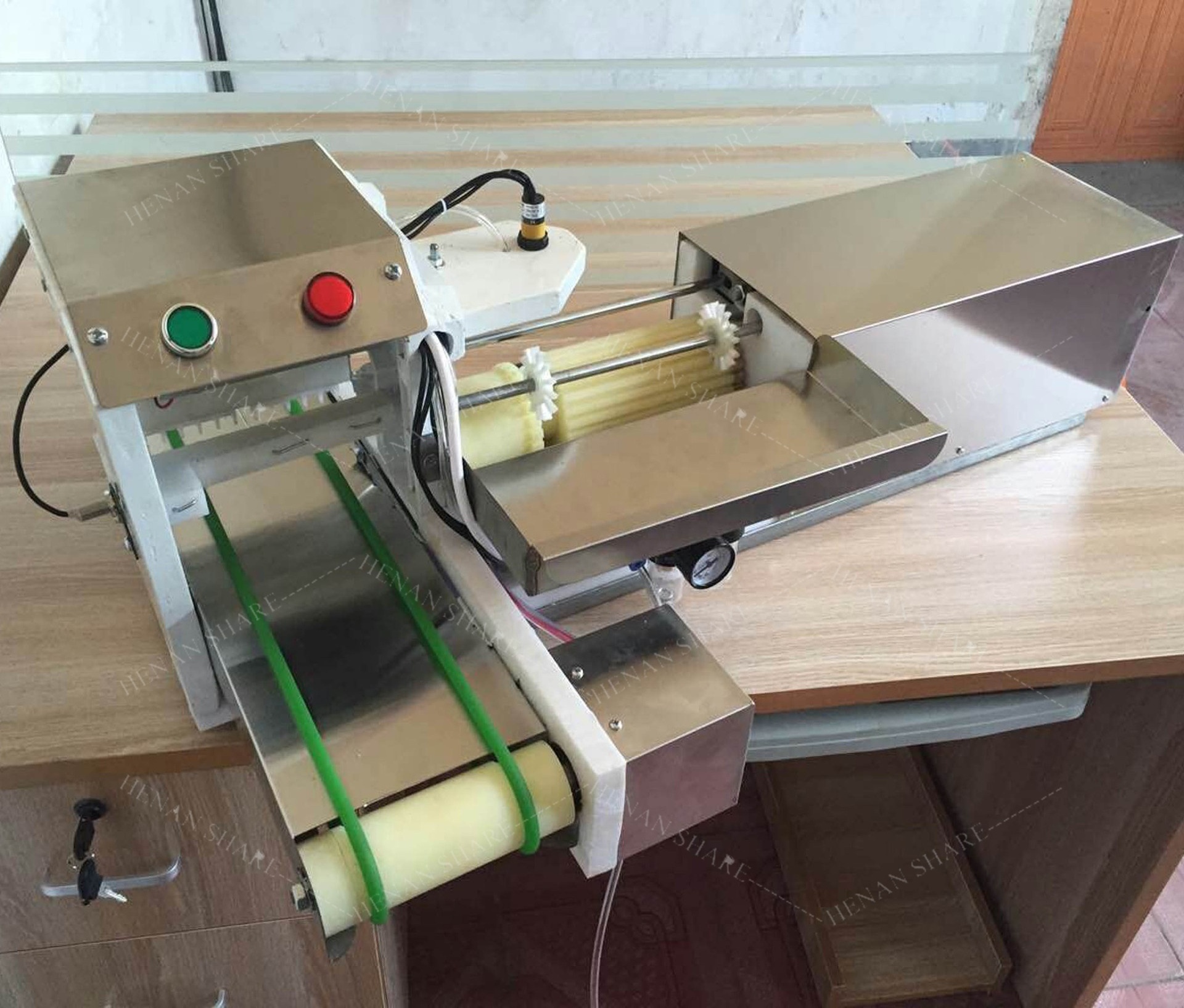 Automatic Satay Skewer Grill Doner Kebab Making Machine