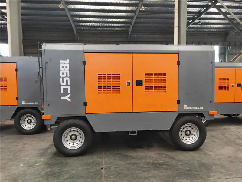 High Pressure Industrial 10 Bar 25 Bar 30 Bar Diesel Portable Screw Air Compressor With Wheels For Mining