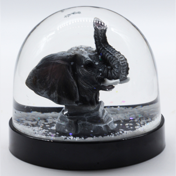 Home decor cute OEM wholesale resin elephant water ball ,custom plastic panda snow globe