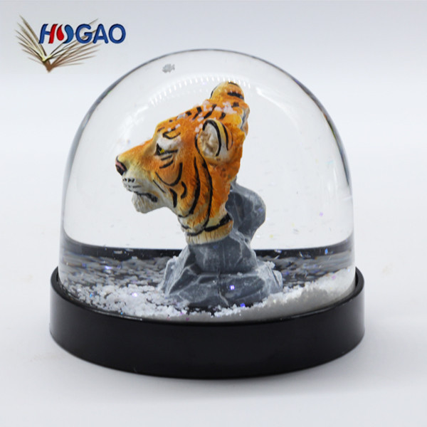 Hot Sell Cheap Plastic Snow Dome with 3D Resin Tiger Figurine ,Resin Animal Statue Water Globe for Home Decoration