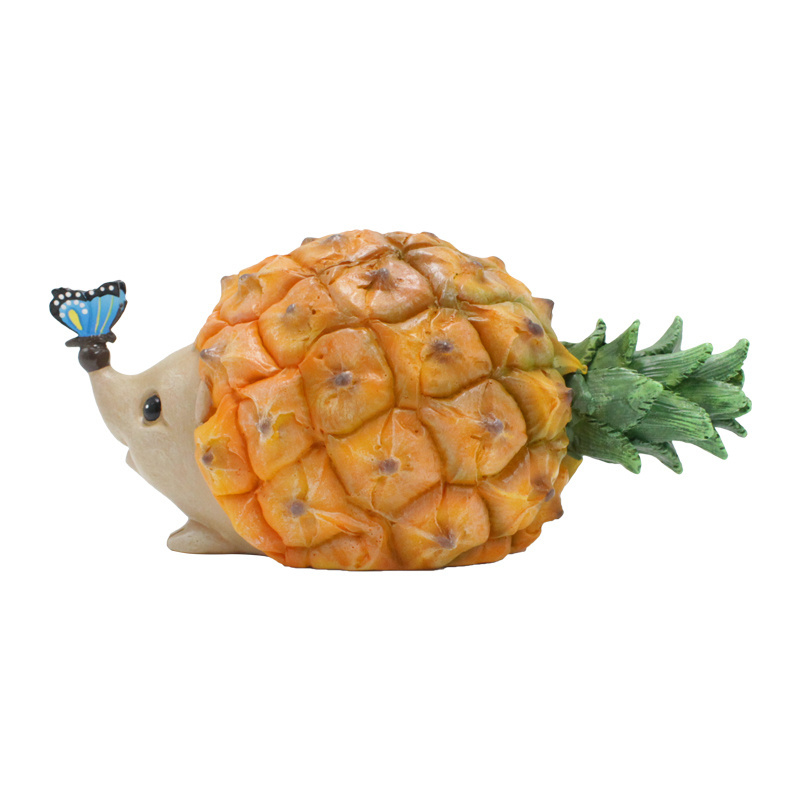 Resin Animal Hedgehog for decoration figurine statue for home decor Funny Animal Hedgehog Pineapple for garden decoration