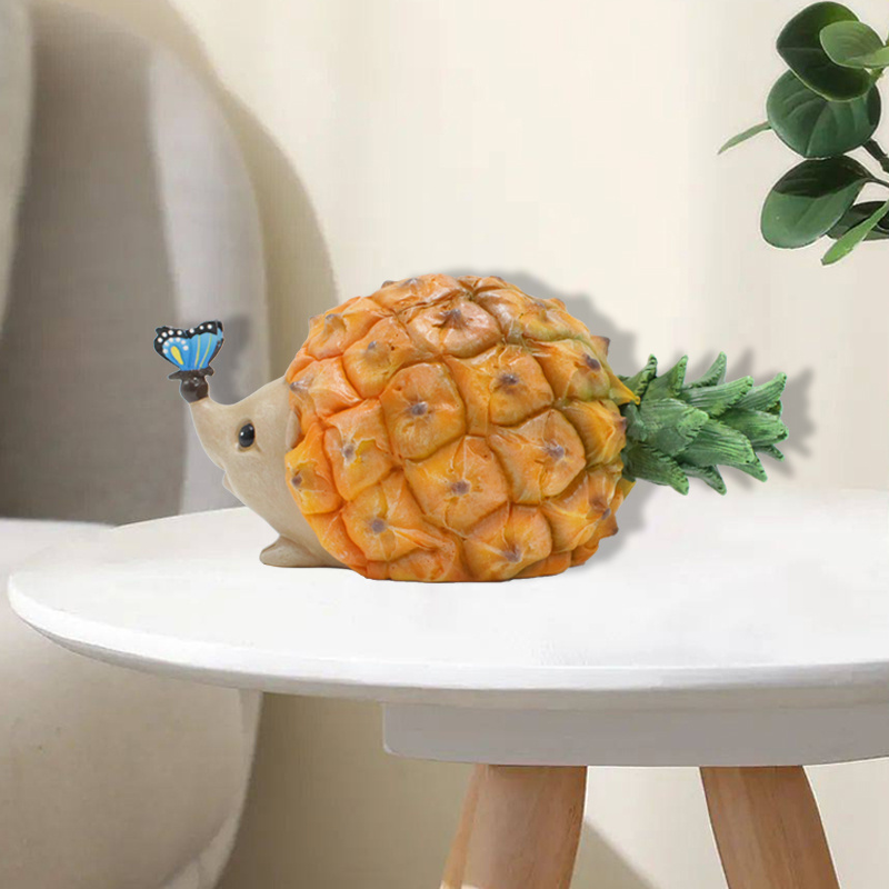 Resin Animal Hedgehog for decoration figurine statue for home decor Funny Animal Hedgehog Pineapple for garden decoration