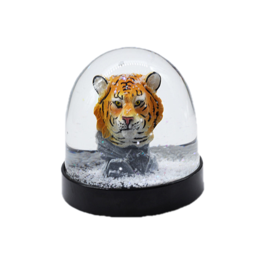 Hot Sell Cheap Plastic Snow Dome with 3D Resin Tiger Figurine ,Resin Animal Statue Water Globe for Home Decoration