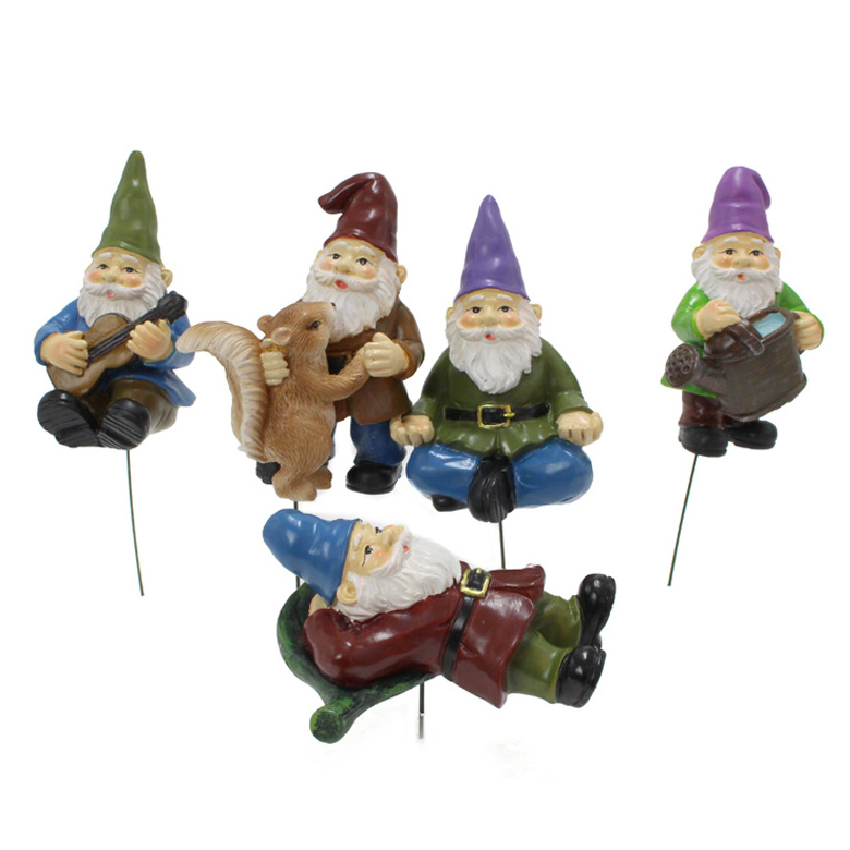 Wholesale Mini Gnomes Dancing Celebration 5 Pieces Musical Garden Gnome Set for Plant Pots Miniature Fairy Garden