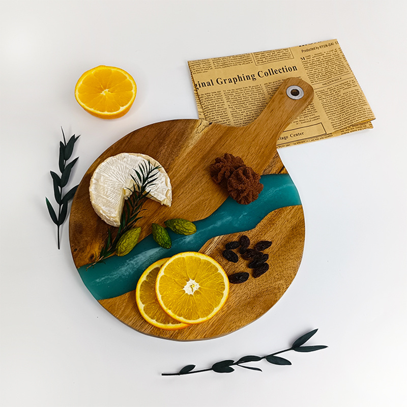 Best Selling wood charcuterie cutting board epoxy Chopping Serving Board resin cheese board with handle