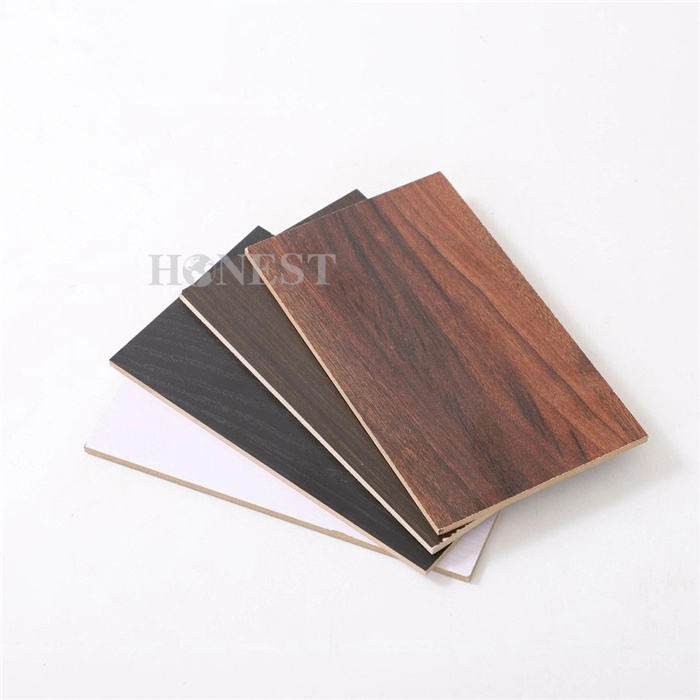 Wholesale Cheap Price 1220*2440mm 18mm Furniture Board Pine Plate MDF high gloss Black mdf board for kitchen cabinet shutters