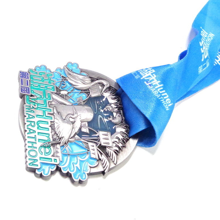 custom made zinc alloy Enamel commemorative sport marathon running race souvenir gold metal award medal with 3d logo