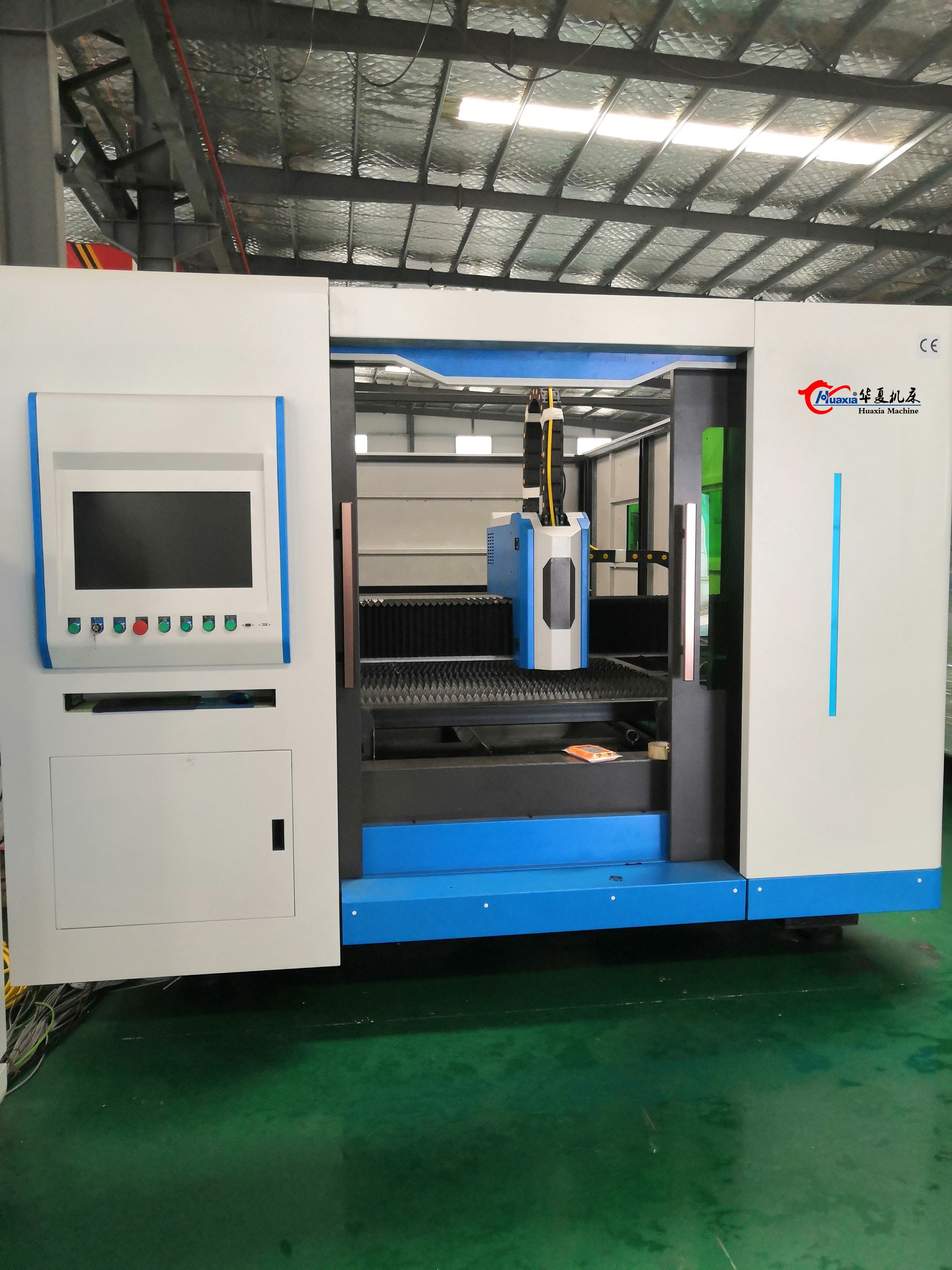 HUAXIA Brand Easy To Operate Metal Steel CNC Fiber Laser Cutting Machine With Raycus IPG For Metal Cutting