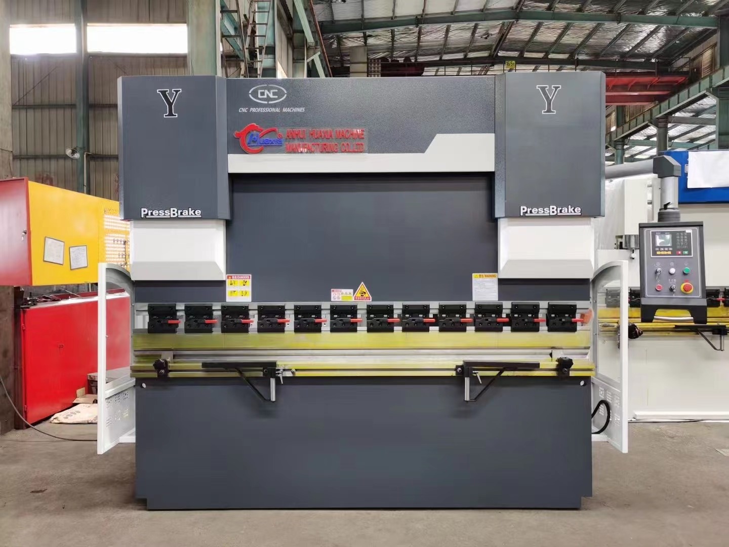 Manufacturer low price E21 bending machine cnc press break machine panel bending machine