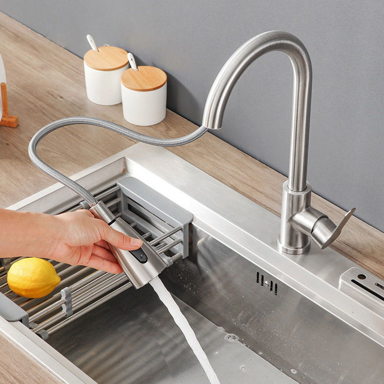 new design factory price 304 stainless steel silver kitchen faucet with pull down sprayer