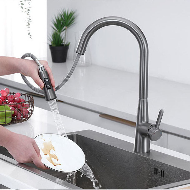 new design factory price 304 stainless steel silver kitchen faucet with pull down sprayer