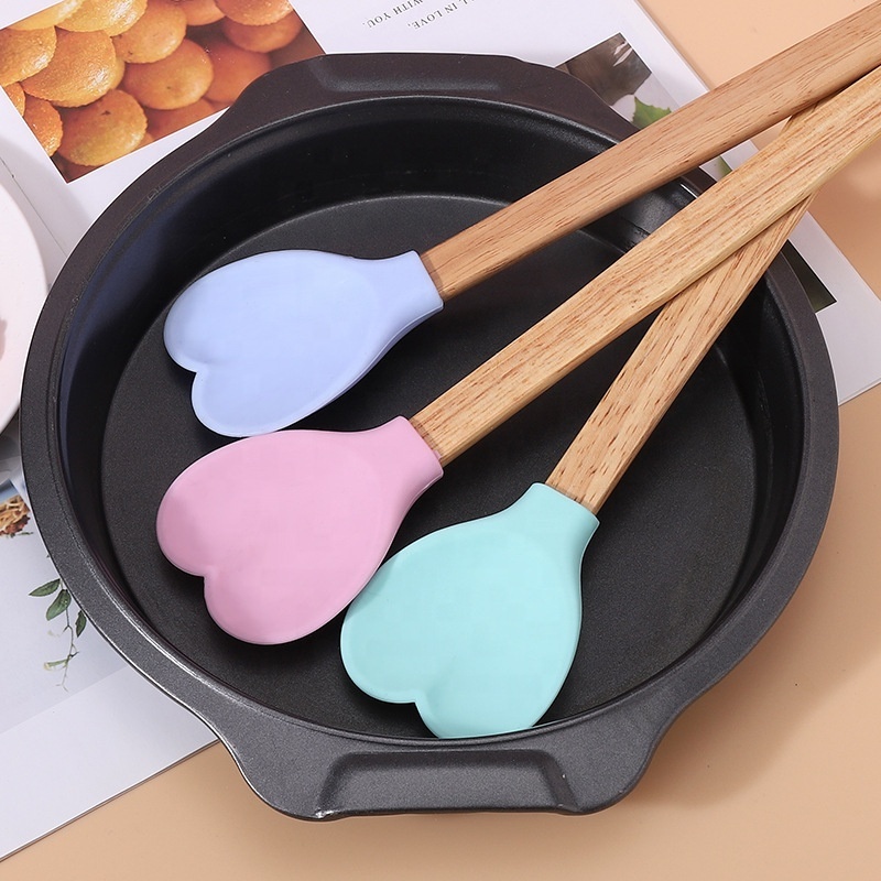 Solid Color Heart Shaped Silicone Mixing Spoon Wooden Handle Silicone Spatula