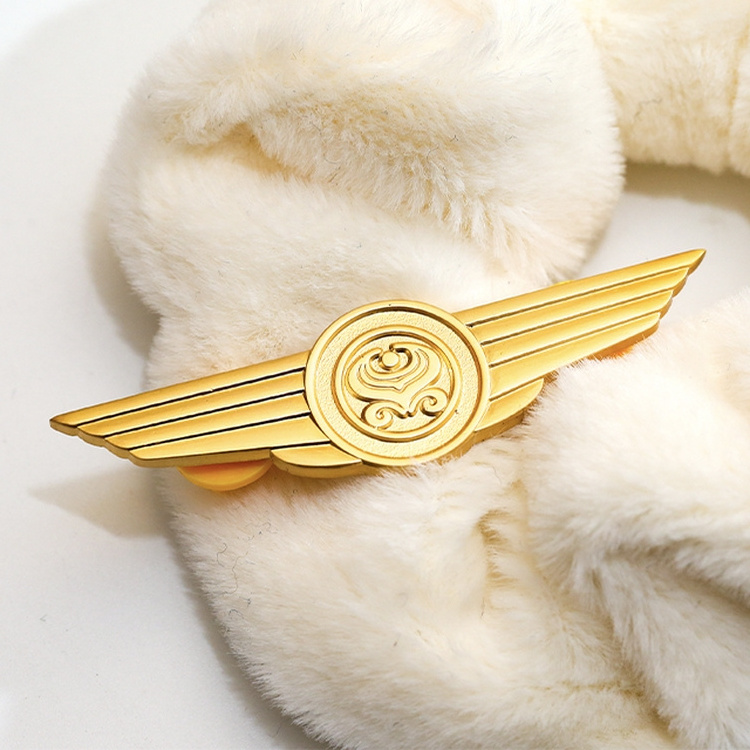 Promotional Custom Metal 3D Silver Gold Pilot Angel Wing Pin Badge Airplane Aircraft Lapel Pins