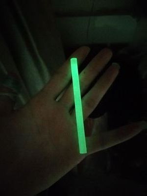 Glow In The Dark Hot Melt Glue Stick Used for Art Bonding